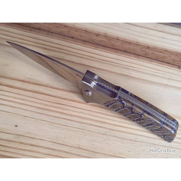 COUTEAU TYPE CHASSE / MOLAIRE DE MAMMOUTH / TITANE