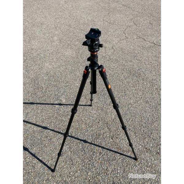 TREPIED CARBON POUR TOUS OPTIQUE (LONGUE VUE. JUMELLE ETC)OU AUTRES GARANTIE 1 ANS