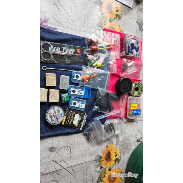 LOT DE MATERIEL PECHE DE LA TRUITE SPECIAL TOC