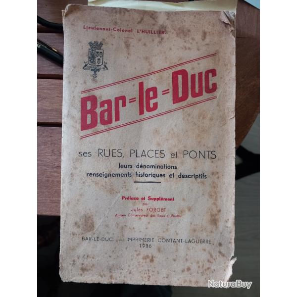 Livre sur l'histoire de Bar le Duc + tableau en bois