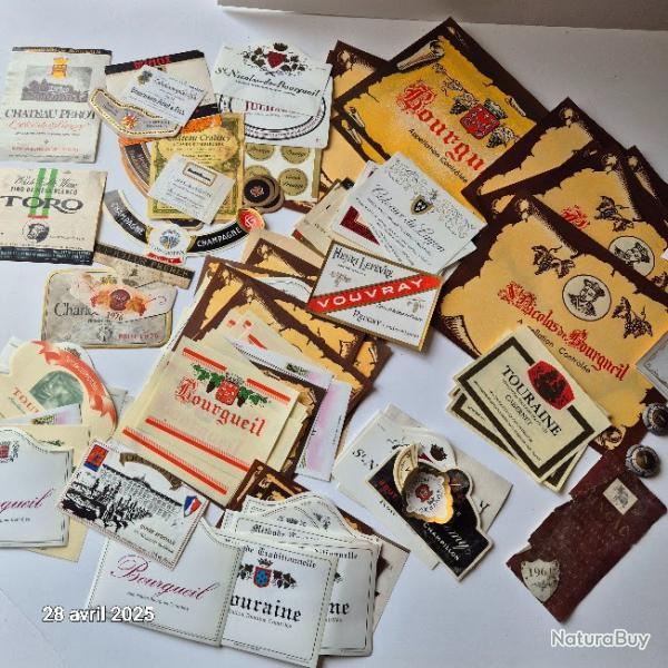 Lot d'�tiquettes de vin  du monde entier de 1961 � 1985, avec le GSPR, l'argentine, 11e r�giment du