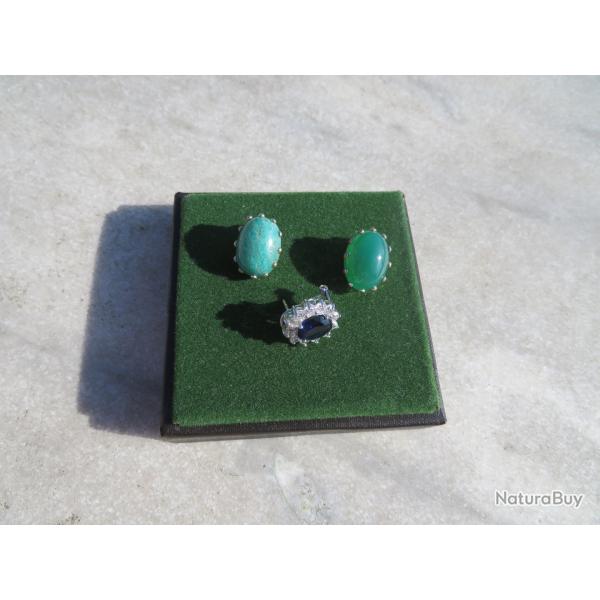 Lot de 3 clous d'oreille d�pareill�s, montures en argent - FRANCE (XX�)