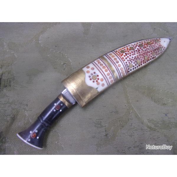 couteau  oriental  21,5 cm