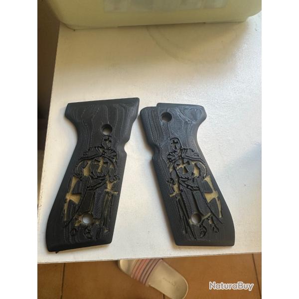 Plaquette poign�e  berreta 92 fs �dition templiers black Gold
