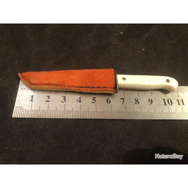 TRES PETIT POIGNARD ROSTEIL GERMANY  DANS UN ETUIE EN CUIR