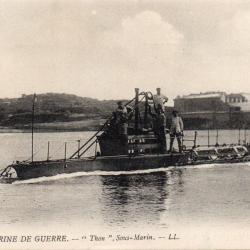 CPA - MARINE DE GUERRE " Thon " Sous-Marin  N&deg;1016