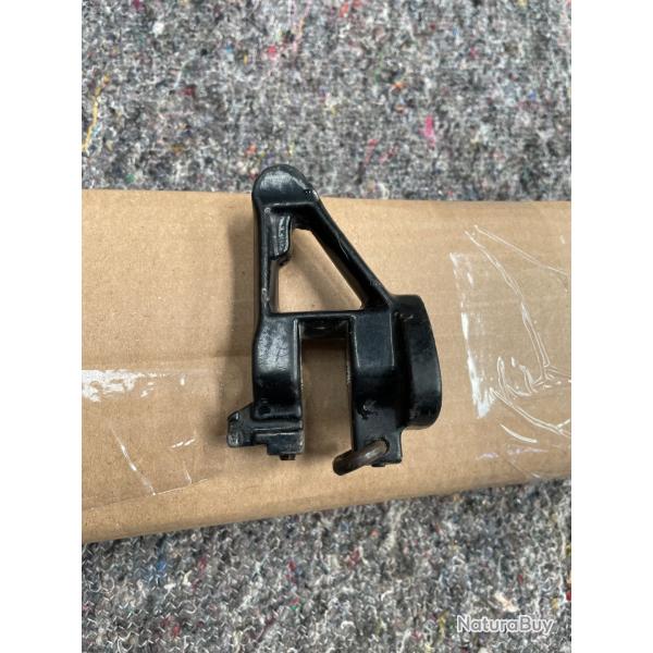 Base de vis�e avantAP. 74.