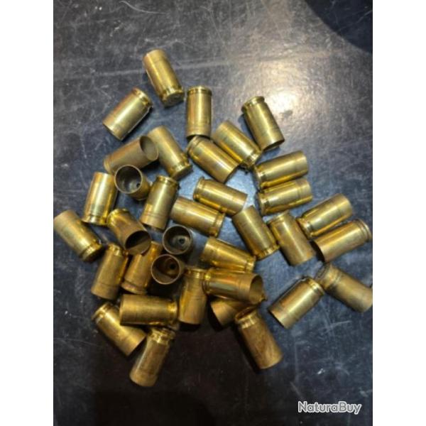 �tuis 9x19 - 9mm Luger - 9mm Parabellum tir�s 1 fois 1 Kg soit 260 �tuis environ