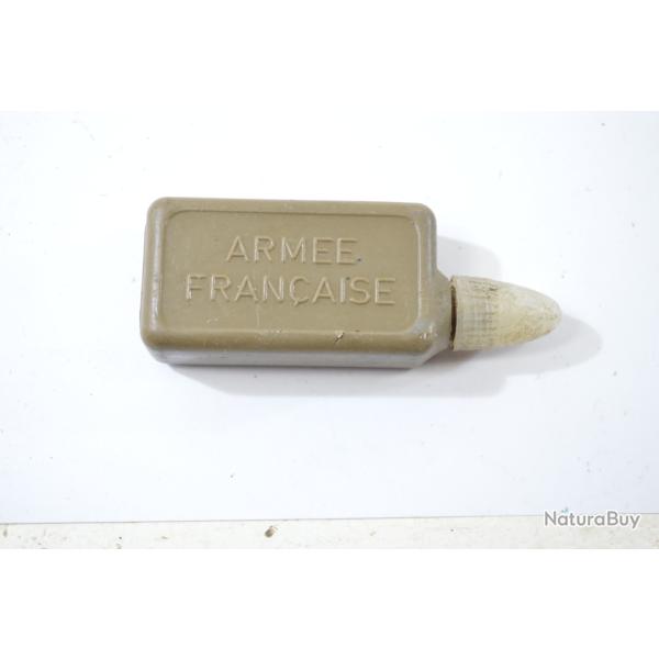 Huilier plastique Arm�e Fran�aise ann�es 1960 - 1980.