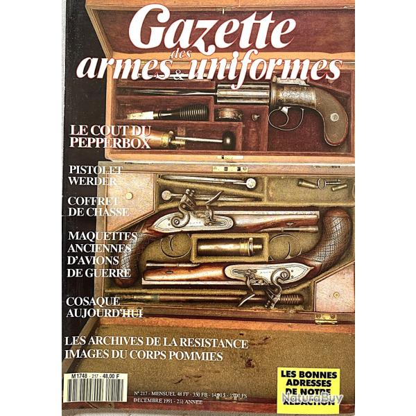 Lot de 8 magazines/ revues "Gazette des armes et uniformes"