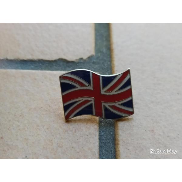 PINS PATRIOTIQUE  DRAPEAU ANGLETERRE ANGLAIS
