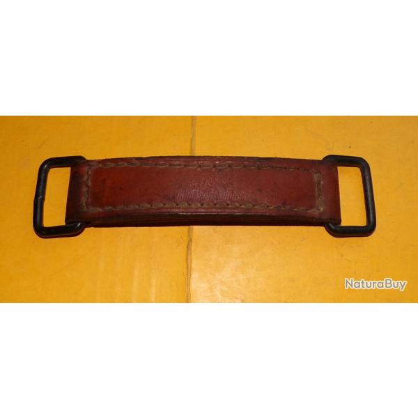 POIGNEE EN CUIR  POUR L'ARMEE FRANCAISE  , BON ETAT VOIR PHOTOS . POUR TOUT RENSEIGNEMENT ME CONTACT