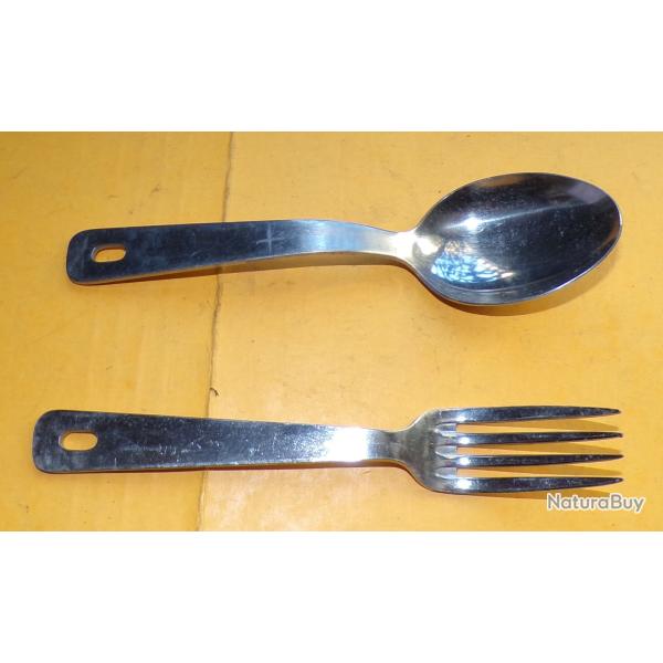 COUVERTS  POUR LE REPAS DE  L'ARMEE FRANCAISE DE FABRICATION FRANCAISE AVEC MARQUAGE FABRICANT ARMEE