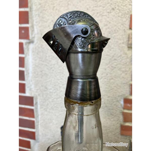 Bouchon verseur "m�di�val" pour bouteille de wisky, cognac, etc.