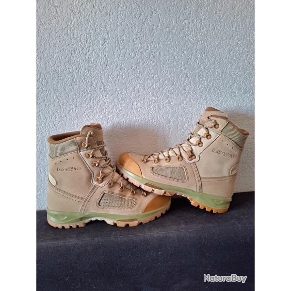 Chaussures militaire lowa d�sert �lite taille 44 comme neuves