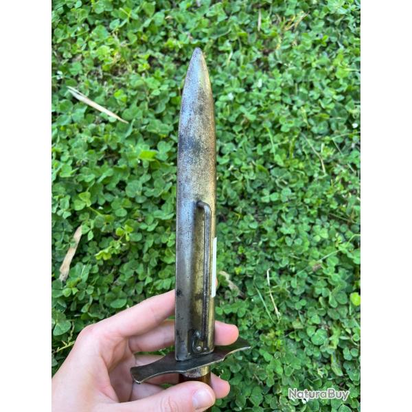 Poignard modle 1916 "Le Vengeur" avec fourreau fabrication Bourgade