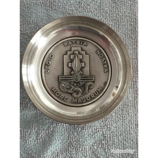 MILITARIA - COUPELLE EN M�TAL ARGENT� - MORE MAJORUM - 11 cm -