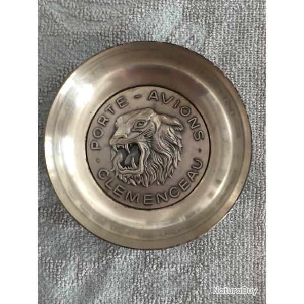 COUPELLE EN M�TAL ARGENT� - "PORTE AVION CLEMENCEAU" - 11 cm -
