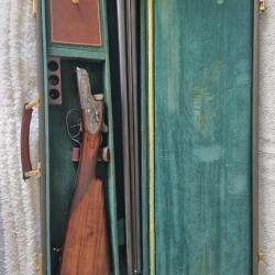 Vends juxtapose AYA platine calibre 12/70 tr&egrave;s bon &eacute;tat bois grad&eacute; 5 extracteur  canons 71 demi full