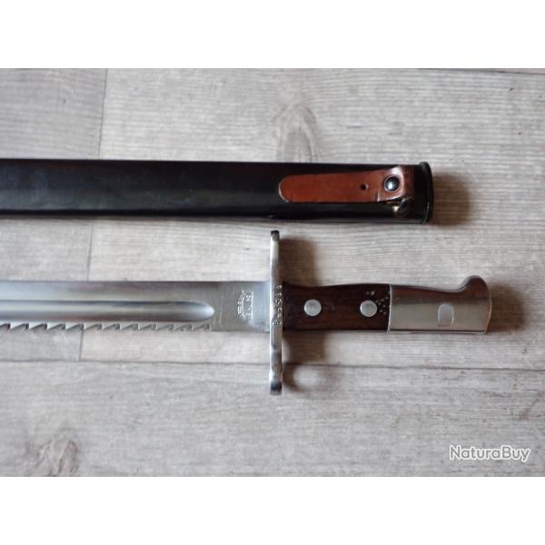 649500 Belle ba�onnette chrom�e de pionnier Suisse Mod�le 1914 � 65 dents de scie