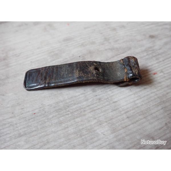 Cuir de fourreau pour ba�onnette suisse