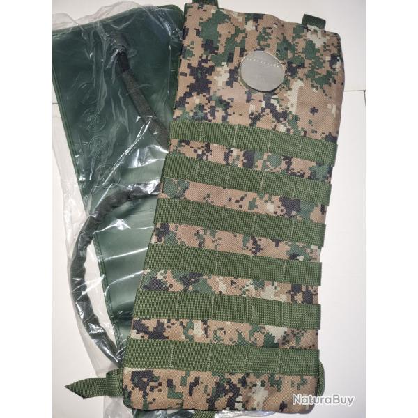 Camelback Digital Woodland 3L