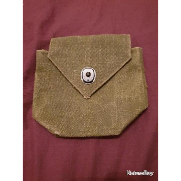 pochette VIDE pour grenade suppl�mentaire US WW2 en reproduction  artisanale A25