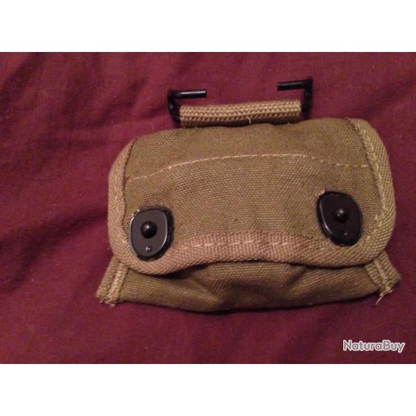 Boussole US en reproduction avec pochette tissus  A25