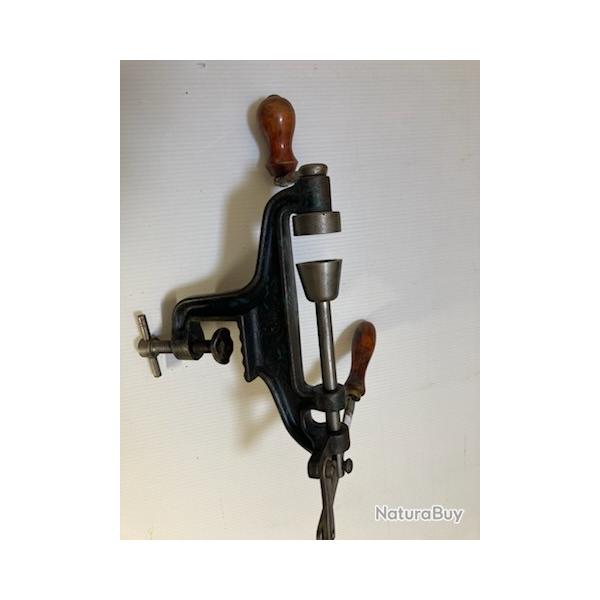 CAL 16 SERTISSEUR MARQUE M F B  N�119