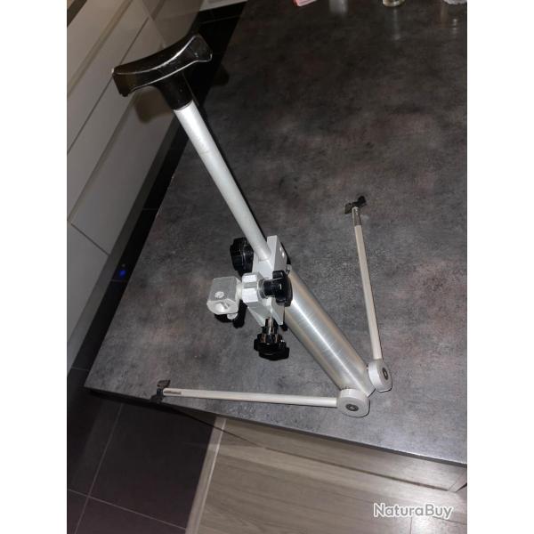 Vends pied pour longue vue tir couch�