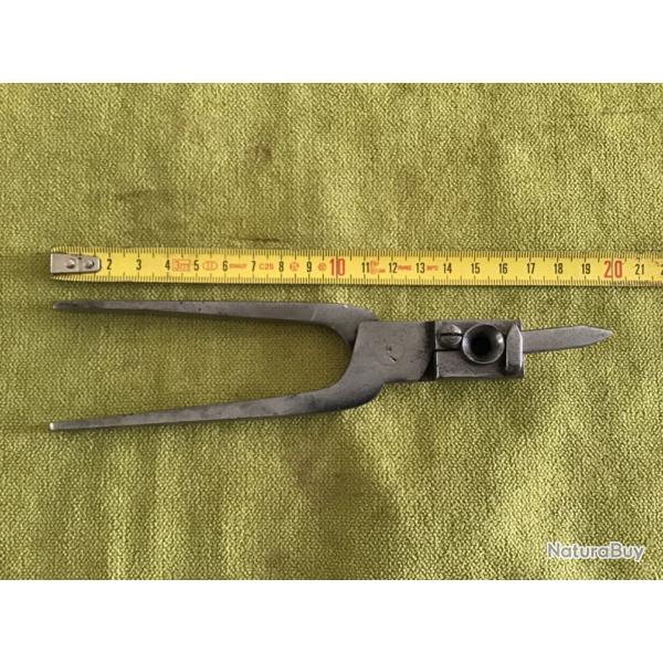 MOULE � BALLE RONDE  R�GLEMENTAIRE POUR FUSIL � SILEX  DIA 16.50 /641