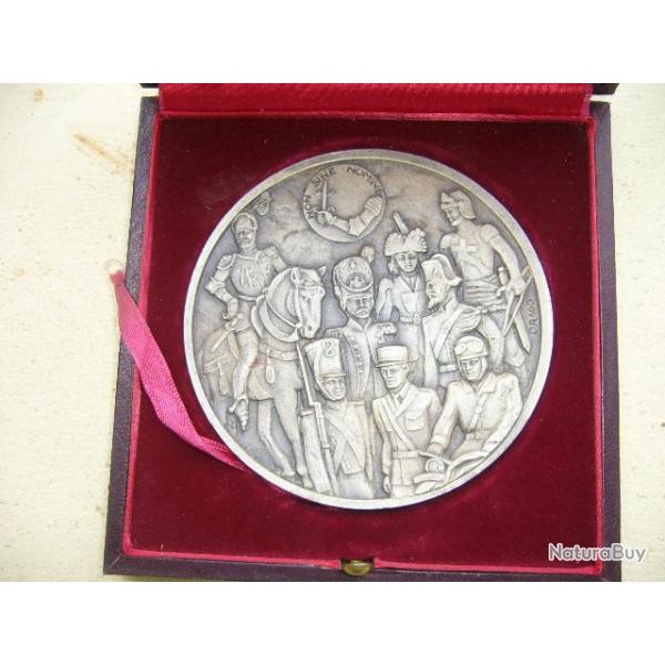 grosse m�daille de gendarmerie