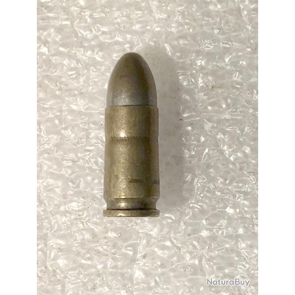 Cartouche 9mm fabrication italienne dat�e 1948 (M 90 LE.b)