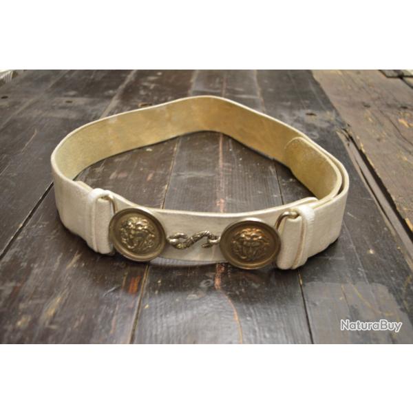 Ceinturon garde r�publicaine mod�le 1931 en cuir buffle blanc, boucle plaques m�duse. France WW2 (C)