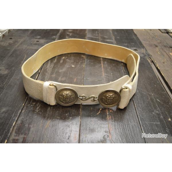 Ceinturon garde r�publicaine mod�le 1931 en cuir buffle blanc, boucle plaques m�duse. France WW2 (E)