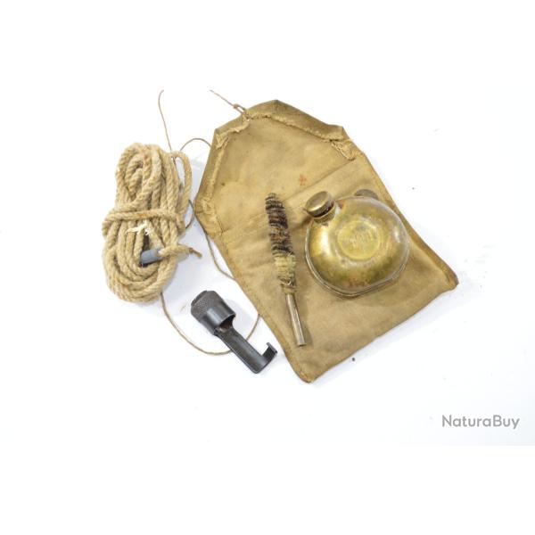Kit / n�cessaire de nettoyage pour Mauser Tch�que VZ24 et d�riv�s. Prot�ge bouche, huilier (C)