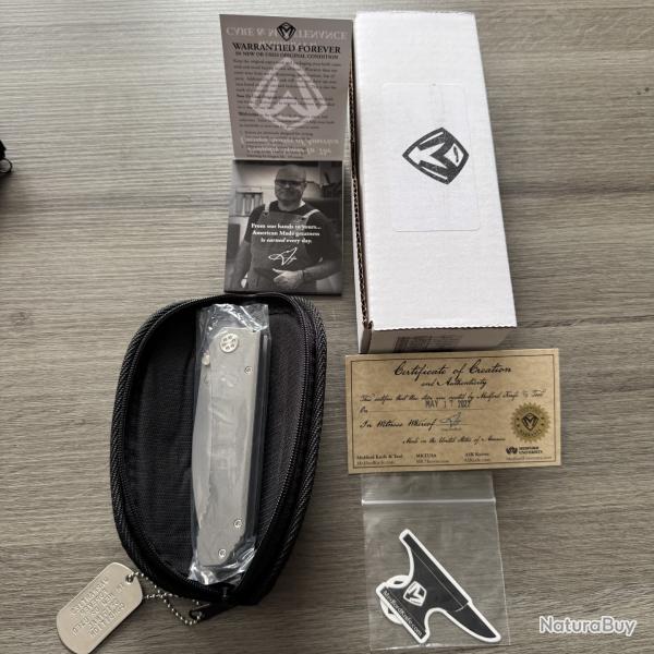 MEDFORD knife mod�le 187 DP "No Hole". mod�le unique sans trou dans la lame. Etat neuf