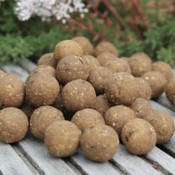 CARP SECTION BOUILLETTES MONSTER BANANA CARP SECTION 1kg 20mm