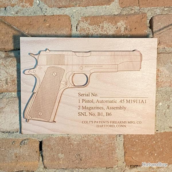 Plaque d�corative int�ractive : Colt 1911A1