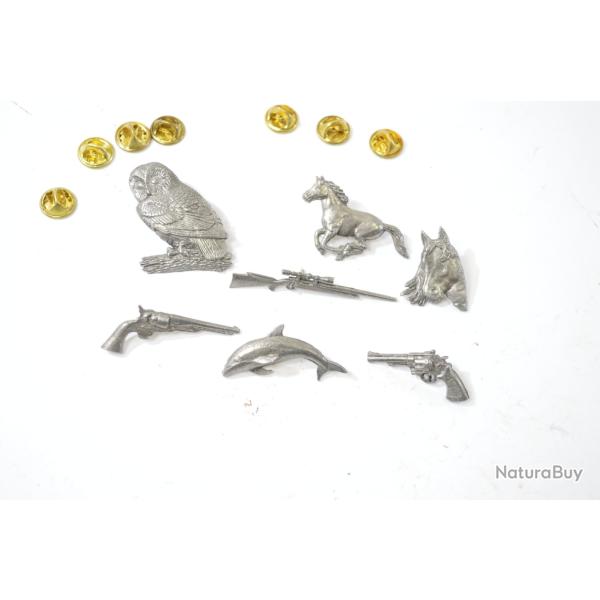 Lot de pin's Cheval chouette hiboux pistolet colt navy S&W carabine  lunette dauphin. Collection
