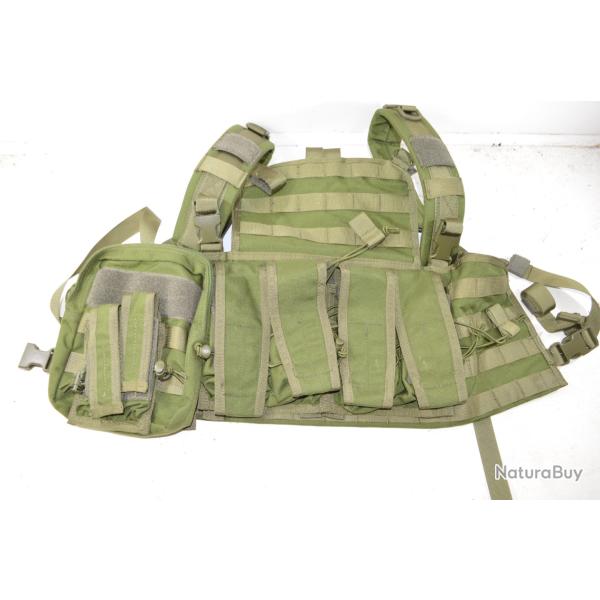 Porte chargeurs chest rig Arm�e Fran�aise. Airsoft / paintball survie surplus gilet tactique vert