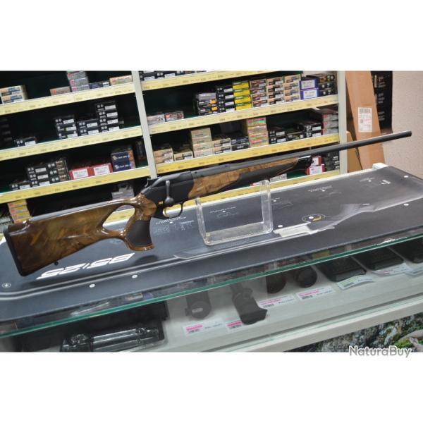 CARABINE LINEAIRE BLASER R8 SUCCESS BOIS ET CUIR GRADE 4 CALIBRE 7 RM  SANS ORGANES FILETE NEUVE