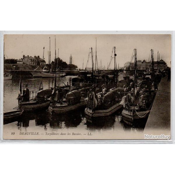 CPA - MARINE MILITAIRE - " DEAUVILLE " Torpilleur dans les Bassins N�1261