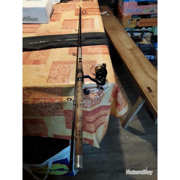 Canne  pche mort mani et leurres trs bon tat