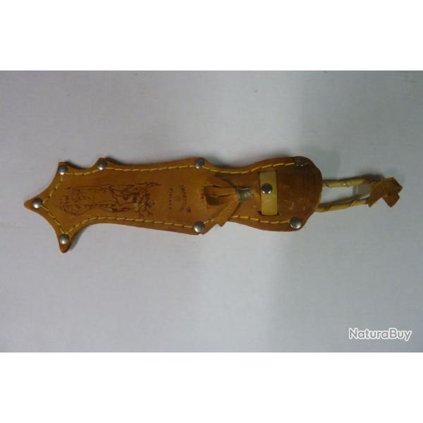Etui cuir pour couteau MARTNII mod�le LYNX �tat neuf