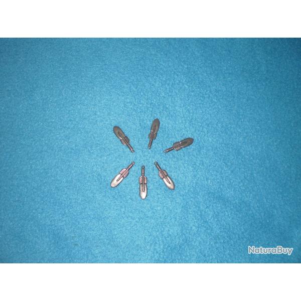 Plumes en �tain pour faire un pendentif, des boucles d'oreilles,etc... Cowboy , Indien, Country.