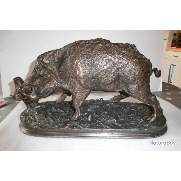 SANGLIER en fonte de fer