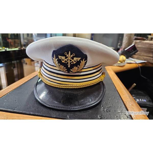 Lot casquette lieutenant colonel commissaire aux armes