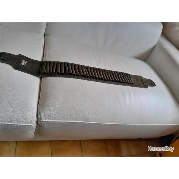 cartouchiere  grande chasse 30  tubes