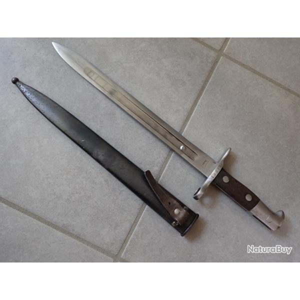 122218 RARE Baionnette Suisse Mdle 1889 modifi� en 1897 avec un rivet sur lame. Douille de 14 mm!!!